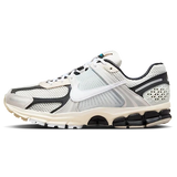 Nike Zoom Vomero 5 Supersonic Light Bone Black Sneaker
