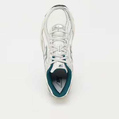 New Balance 740 Beige Green Sneaker