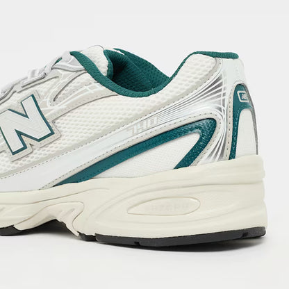 New Balance 740 Beige Green Sneaker