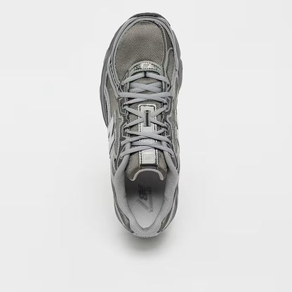 New Balance 740 Grey Sneaker