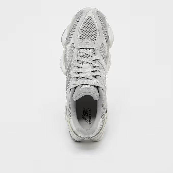 New Balance 9060 Grey Sneaker