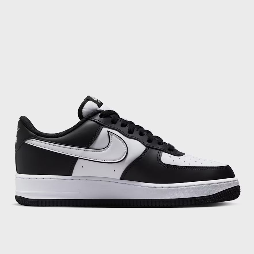 Nike Air Force 1 07 Men's Black White Sneaker